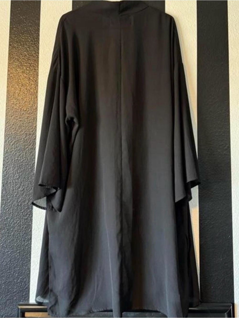 Dead stock Foxblood sheer duster - Picture 2 of 2